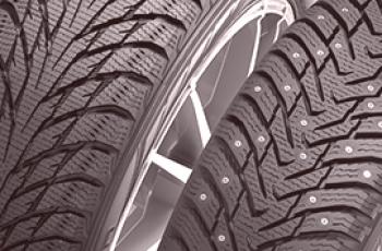 ¿Cuál es mejor elegir para neumáticos de invierno picos o velcro?