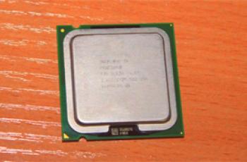 Kako se dual-core procesor razlikuje od jednojezgrenog procesora?
