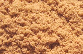 ¿Cuál es la diferencia entre la arena de río y la arena de cantera?