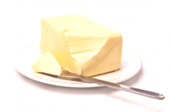 ¿Cuál es la diferencia entre la mantequilla y el aceite campesino: propiedades y diferencias?