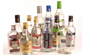 Vodka chère et bon marché - en quoi diffèrent-elles?